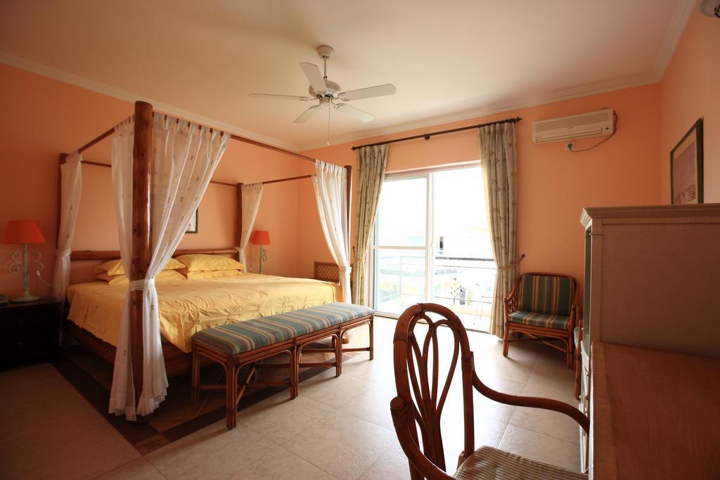 סניה Venus Garden Hotel מראה חיצוני תמונה
